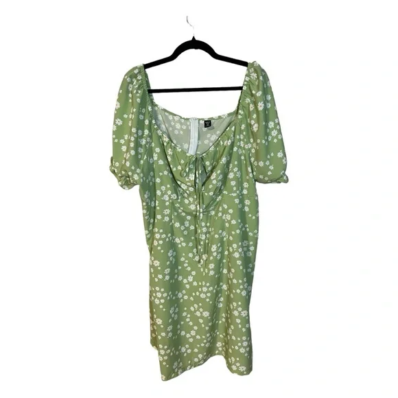 A SHEIN curve floral dress in size 3X - Picture 1 of 7